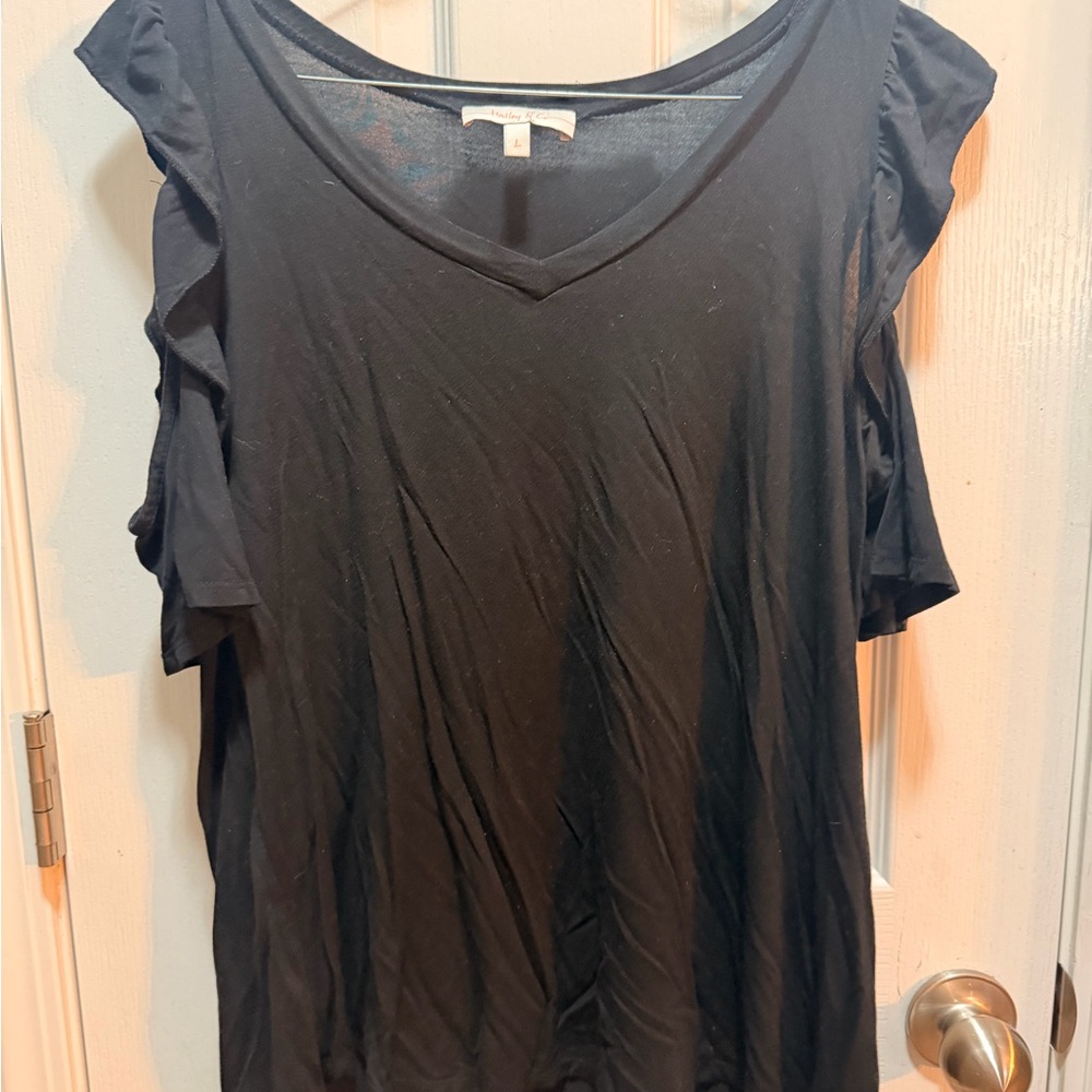 Women's Black V-Neck Short Sleeve Ruffle Tee